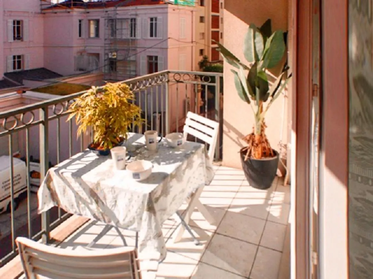 Apartment Appartement Cosy A Cannes 38 M² Balcon Detente